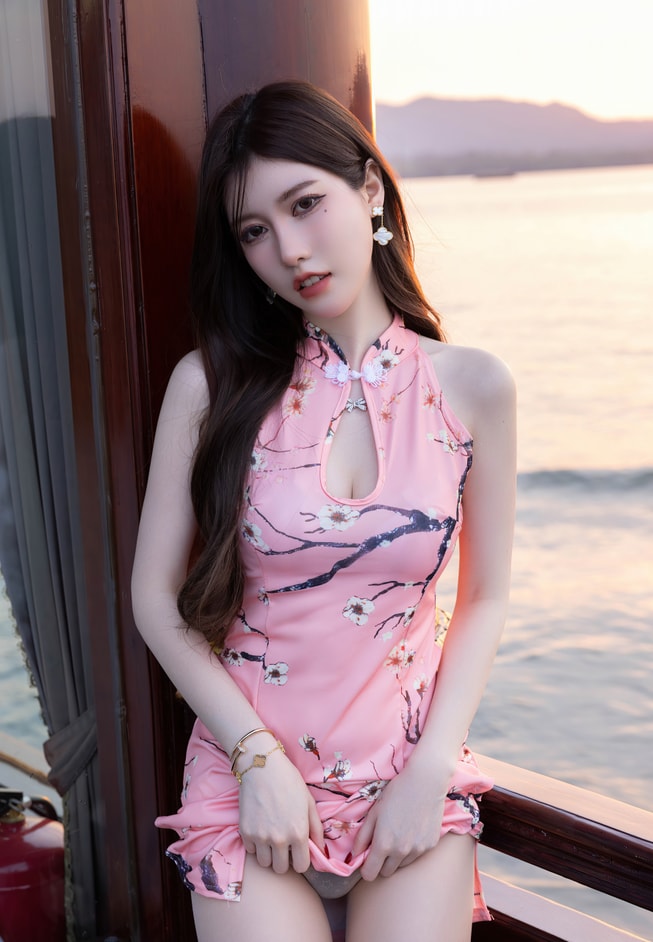 [XiuRen秀人网] 2022.08.30 NO.5515 美桃酱 [73+1P622M]预览图 2