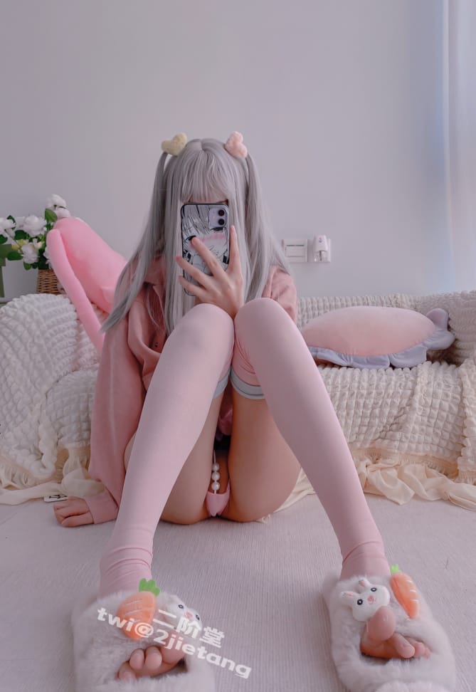 二阶堂x – 今天是粉色 [106P-69MB]