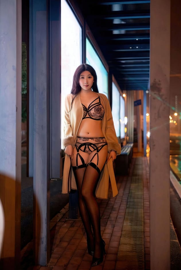 [Xiuren秀人网]2023.03.16 No.6424 江真真 [66P／537MB]