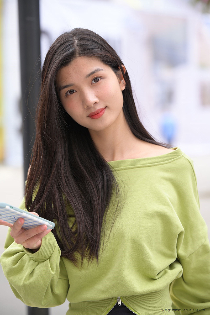[街拍]M585.[魂魂摄影作品]绿衣女孩[图片/视频/28.2G]