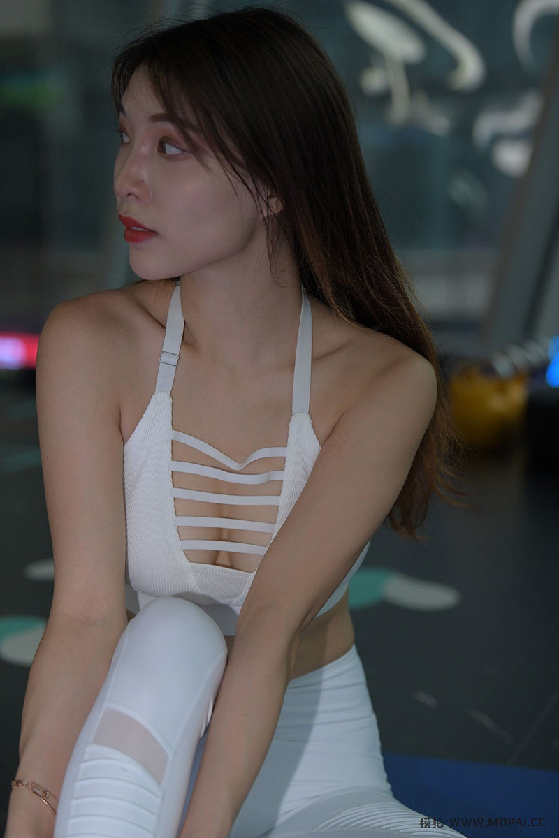 [街拍]737.雨后时光[图片/视频/10.36GB]