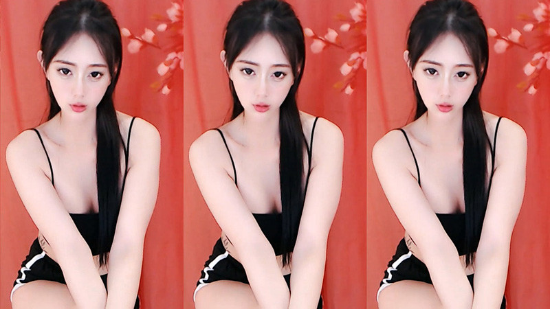 [主播]网易CC直播梦福晋(梦妮小师妹)土豪千元定制内衣热舞2分46