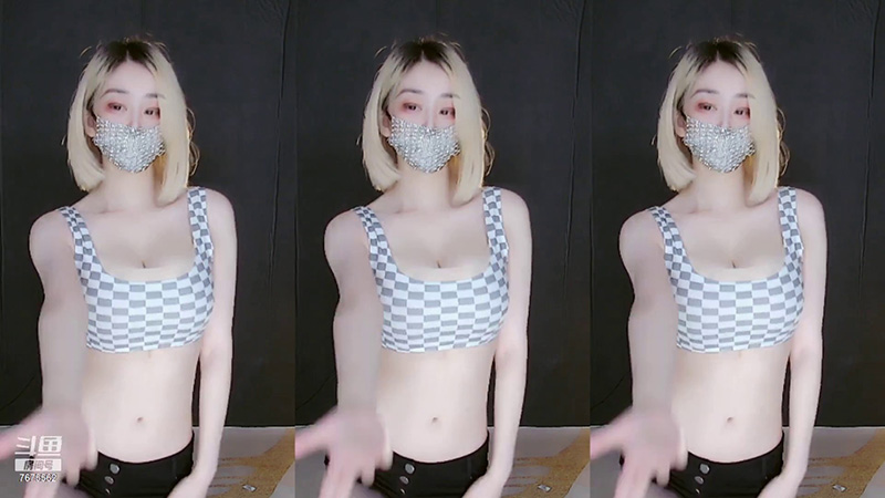 [主播]斗鱼一渔1黑丝热裤抖胸热舞