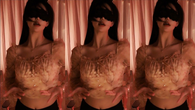 [主播]虎牙直播华耀学姐23年4月原版热舞合集[10V/2.73G]预览图 2