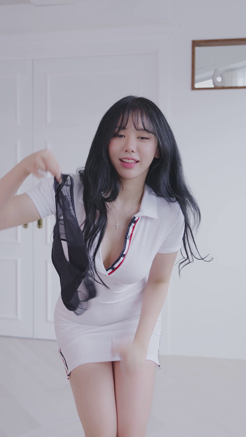 [写真]lookbook竖版拍摄Judy白色迷你裙?预览图 4