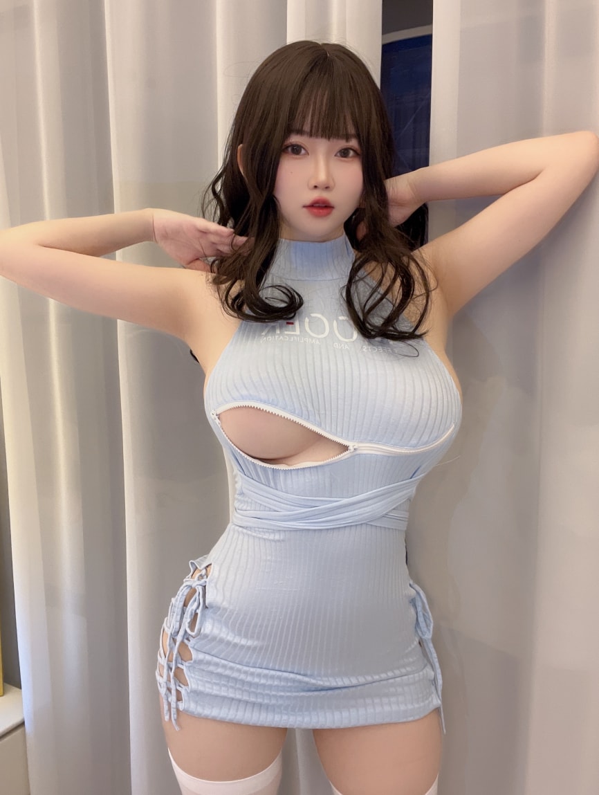 是依酱吖 – 丰满诱人写真作品套图合集【持续更新中】预览图 7 是依酱吖 – 丰满诱人写真作品套图合集【持续更新中】预览图 7