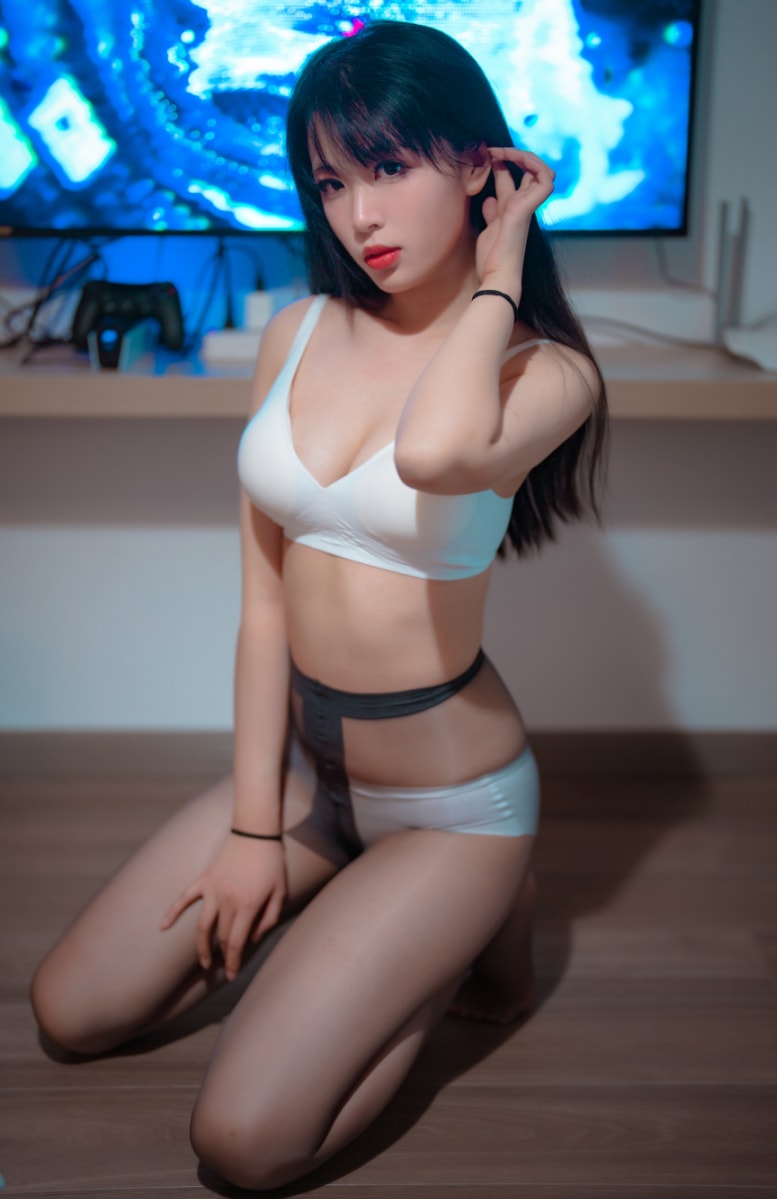 轩萧学姐 – 写真套图合集【持续更新中】预览图 8 轩萧学姐 – 写真套图合集【持续更新中】预览图 8