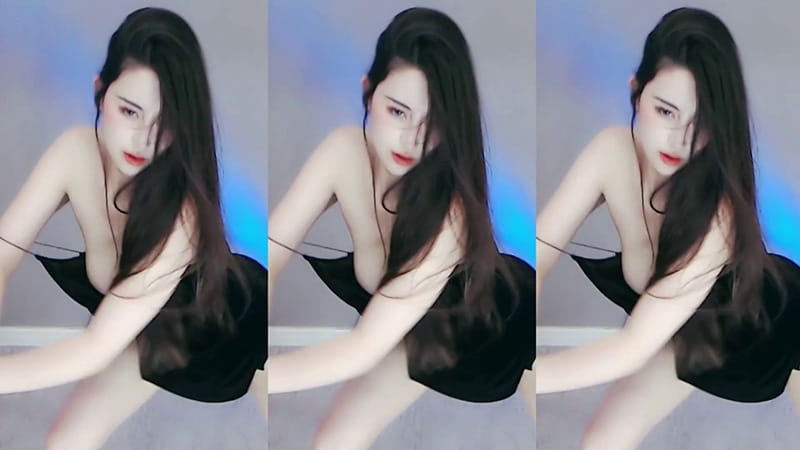 [主播]虎牙直播苏樱性感抖臀抖胸热舞合集一