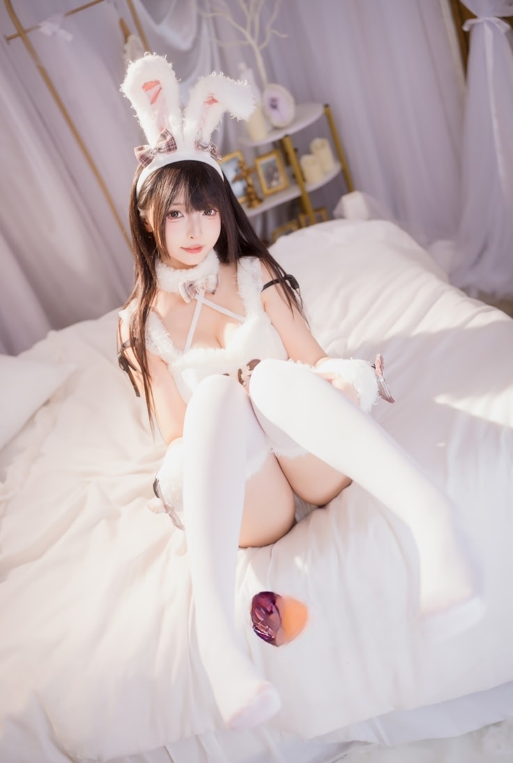 神楽坂真冬 – NO.234 毛绒白兔预览图 2 神楽坂真冬 – NO.234 毛绒白兔预览图 2