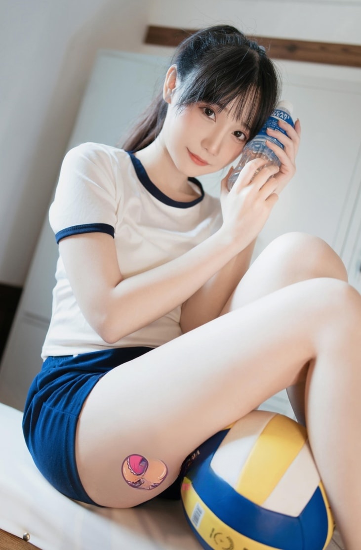 焖焖碳 NO.052 体操服